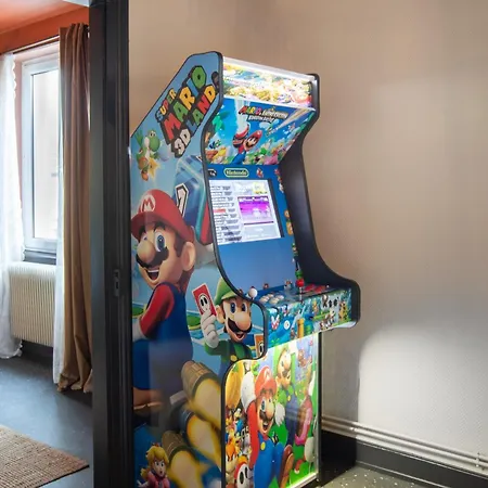 Japan Universe & Arcade Apartment *